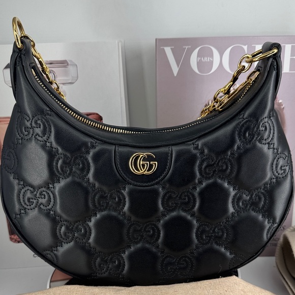 Gucci Black GG MATELASSÉ SMALL
SHOULDER BAG - Picture 3 of 16